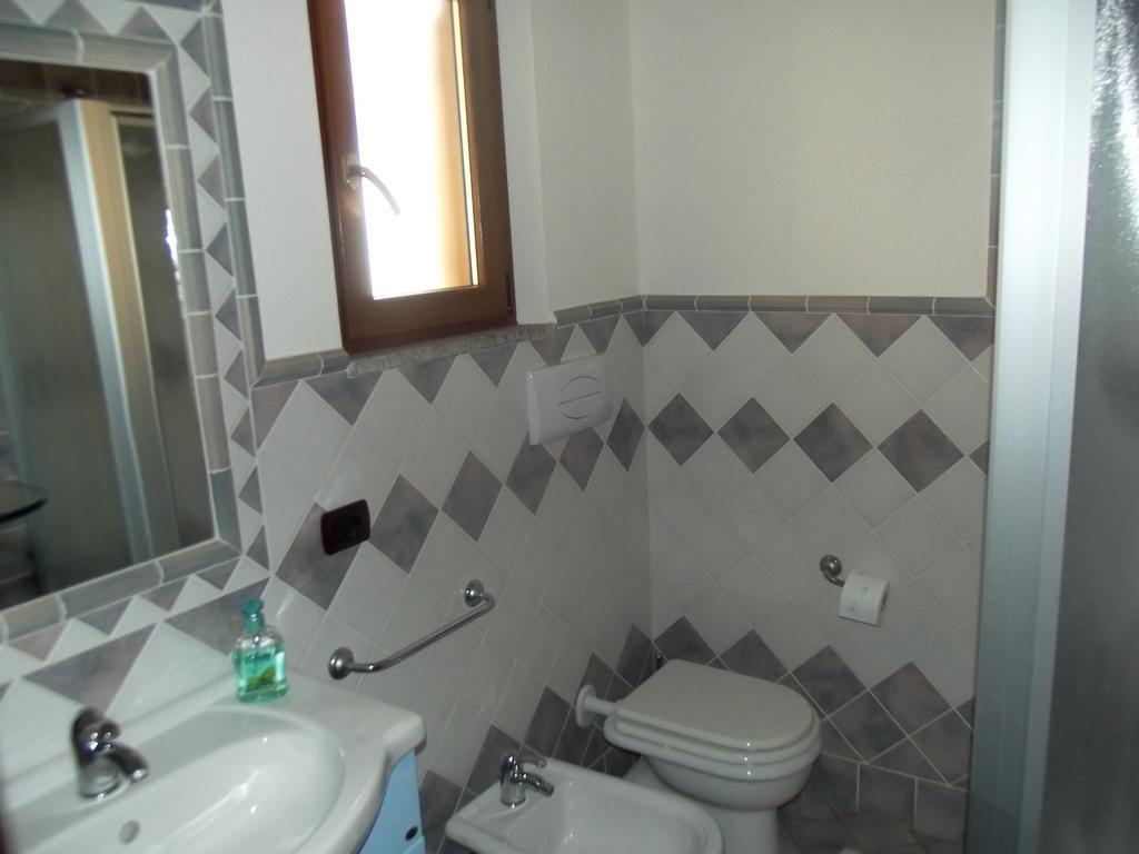 Casa Elena Apartment Cala Gonone Bilik gambar